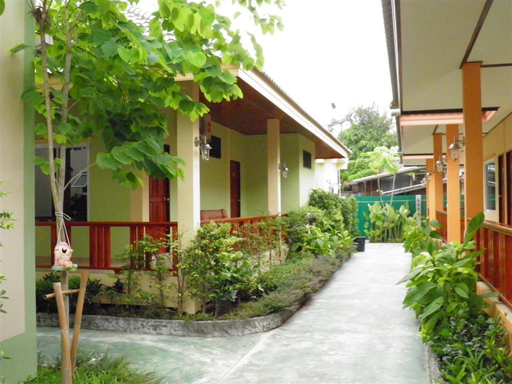 Ruen Narisra Resort Sukhothai Exterior foto
